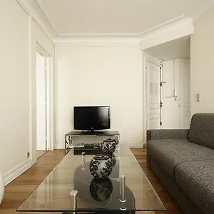 Bridgestreet Champs-elysees Apartament Paryż